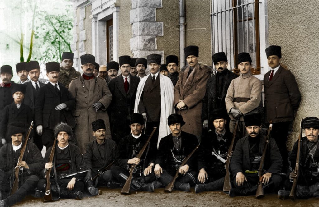 Yozgat ayaklanmasını batıran ekip.
